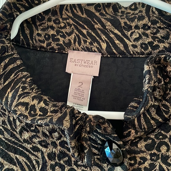 Chico’s Cardigan Jacket Easy Wear Animal Print 3/4 Sleeve One Button Size 2 Lrg - Picture 3 of 7